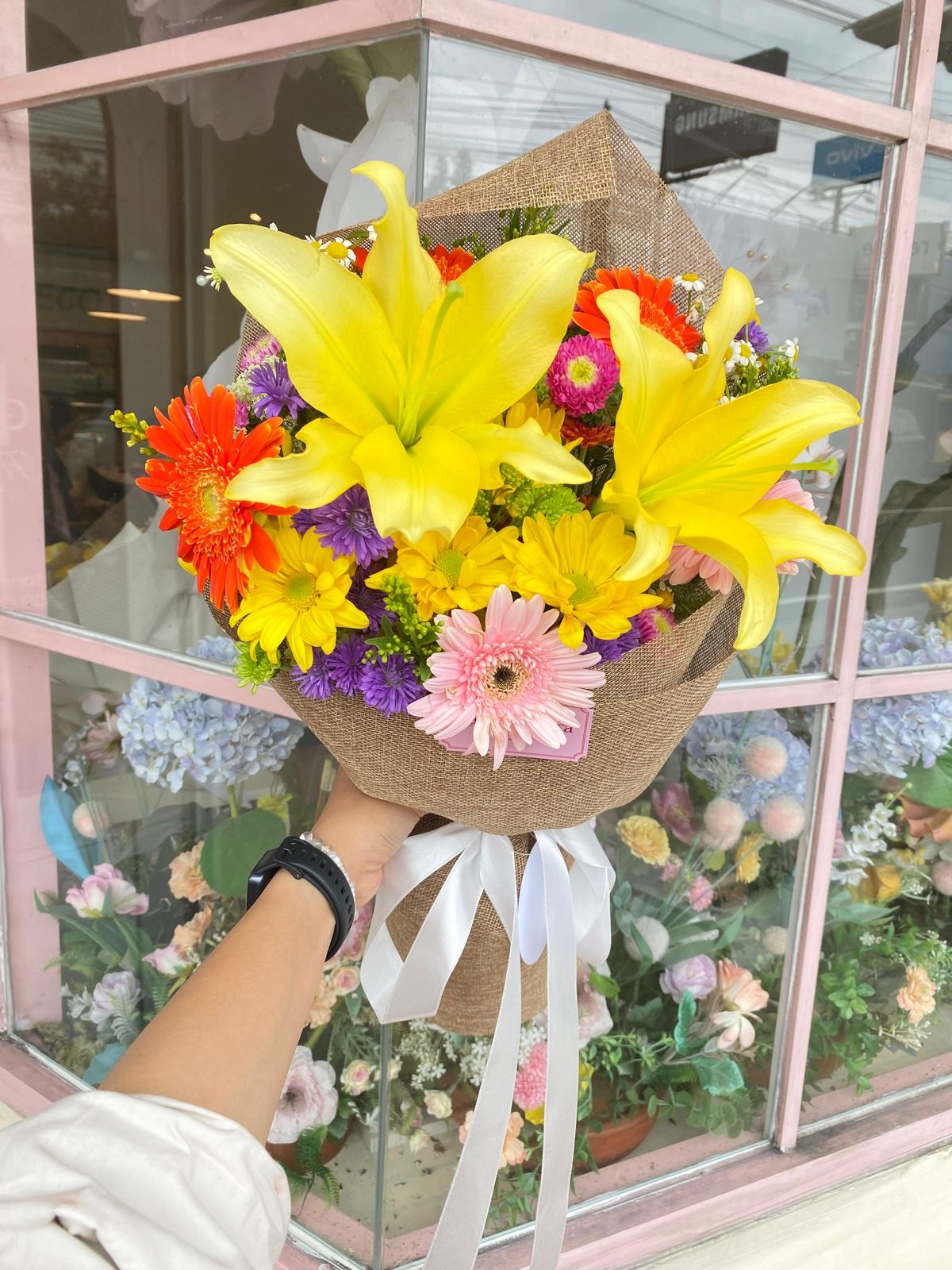 Thumbelina Double Lily