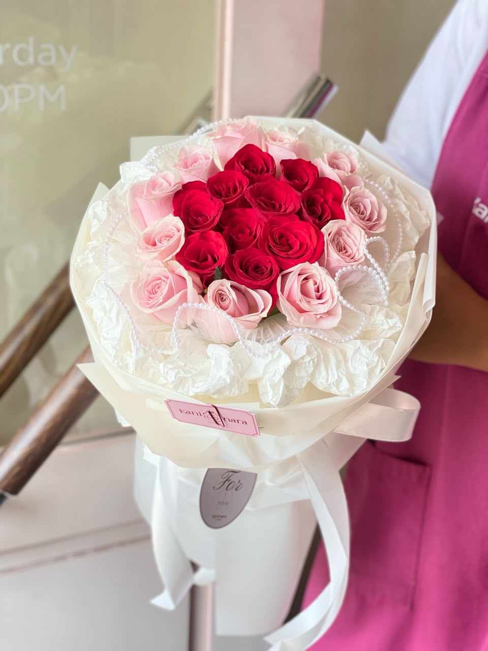 Kode Z - 22 Tangkai Mawar Merah dan Pink Soft