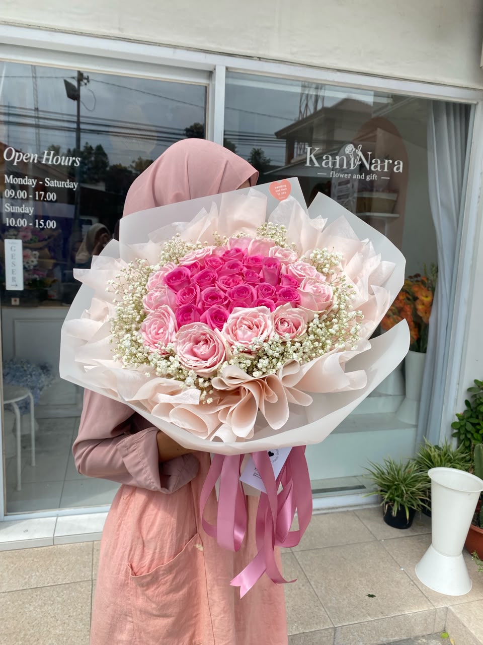 Kode Q - 30 Tangkai Mawar Double Pink