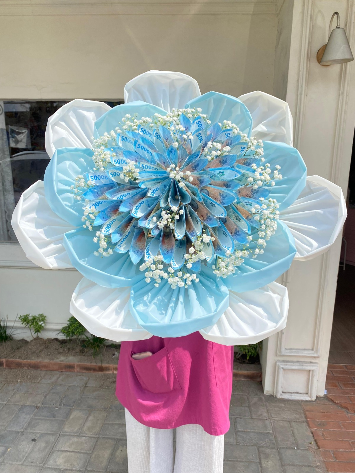 Money  Bouquet  Bentuk Kelopak Bunga Besar