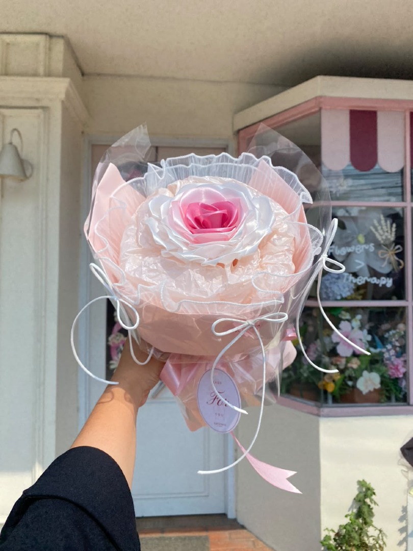 Satin Bouquet (Kode S-1)