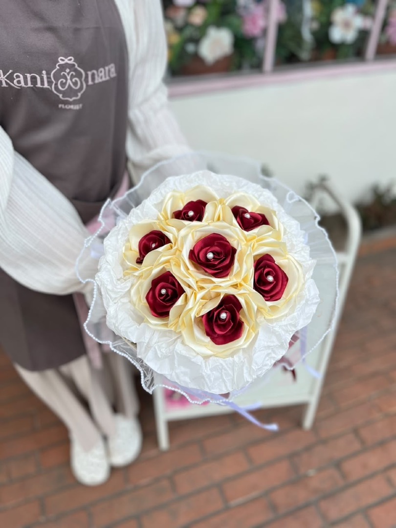 Satin Bouquet (Kode S-15)