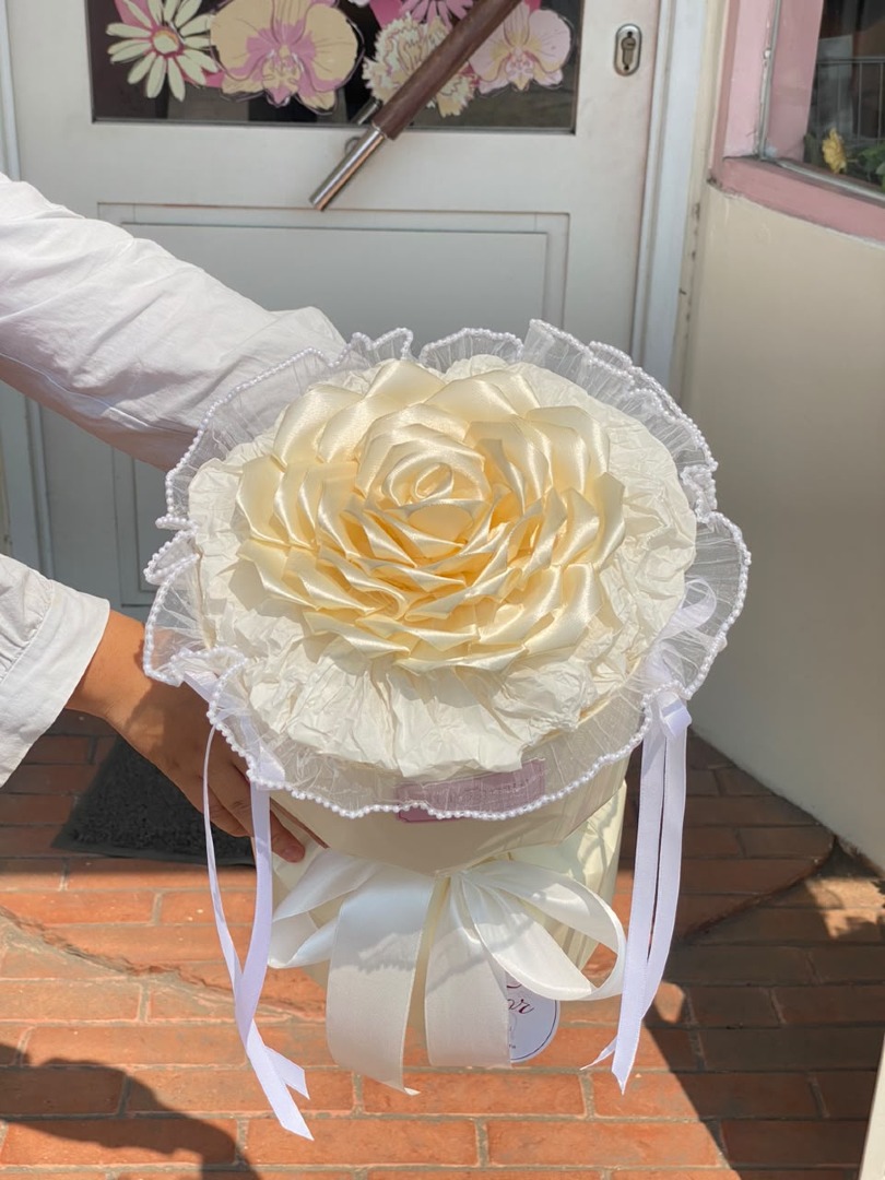 Satin Bouquet (Kode S-19)