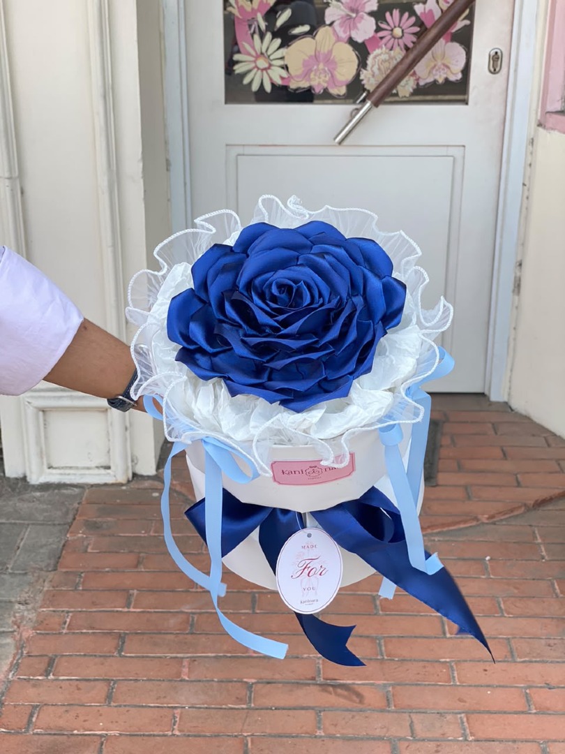 Satin  Bouquet (Kode S-22)